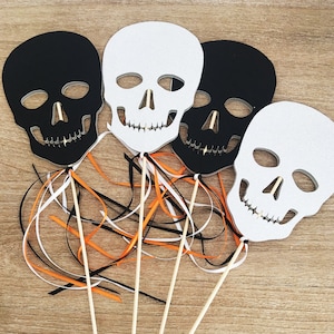 Halloween Skull Wand Centerpiece Party Decor Craft DIY