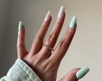 Green Flowers | Gel Nails | Trendy Nails | Light Green Nails | Coffin Nails | Almond Nails | Press On Nails