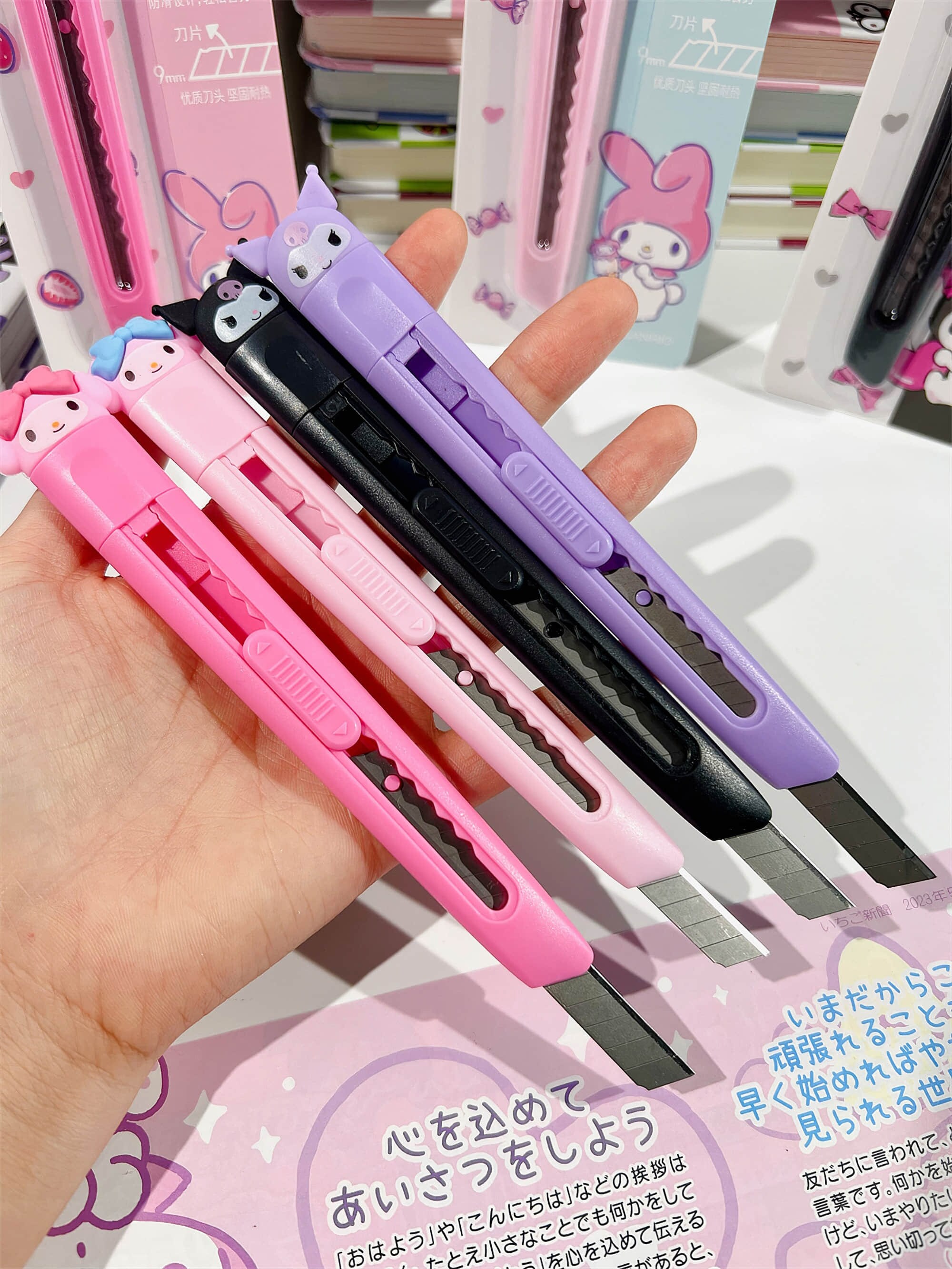 Pink Power Pink Box Cutter Retractable, Pink Utility Knife for Carpet, Cute  Box Cutter Knife Heavy Duty with 3 Blades and Storage Compartment - Box