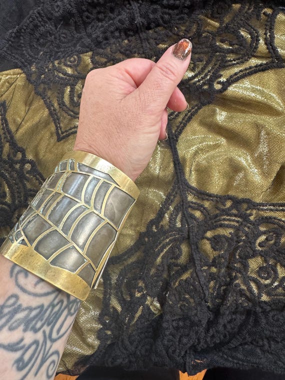 Statement Brass 80s Spiderweb Cuff! - image 5