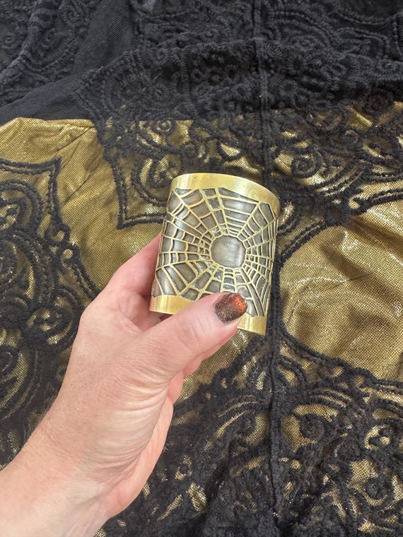 Statement Brass 80s Spiderweb Cuff! - image 10