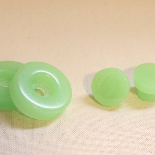 Mint green JAM / DANCE plugs for roller / quad skates