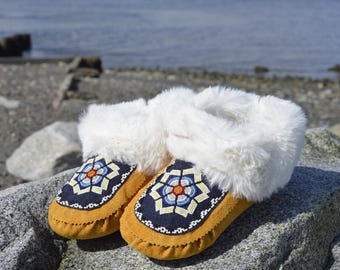 Women Beaded Traditional Moccasin Indoor Faux Fur Trim Thick Fleece Warm Lining