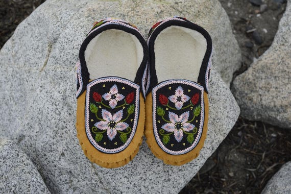 Women Moccasins Beaded Slippers Indoors