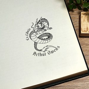 EX LIBRIS STEMPEL, Buch Stempel Drache, Bibliothek Stempel Drache, Bibliothek Stempel, Individueller Buchstempel, Buchstempel, Lehrer Stempel Bücher. Exlibris