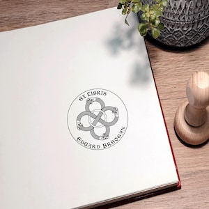 Ex-libris. Bibliotheekstempel. Gepersonaliseerde bibliotheekstempel. Boekenliefhebbers. Cadeau voor boekenliefhebbers. Optie met geschenkdoos Stempel voor leraar. Uroboros-symbool