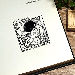 Ex Libris. Sello de biblioteca. Sello de biblioteca personalizado. Detalle de El beso de Gustav Klimt. Para amantes de la lectura. Regalo para amantes de la lectura. Sello de regalo.