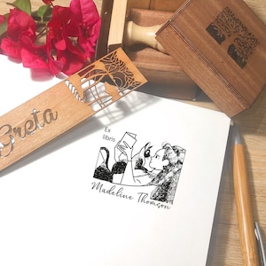 TIMBRO PER BIBLIOTECA. Ex Libris. Timbro per biblioteca personalizzato. Per gli amanti dei libri. Regalo per gli amanti dei libri. Timbro con scatola regalo. Timbro per insegnante. Fermalibri