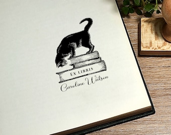 Ex libris. Timbro della biblioteca. Timbro della biblioteca personalizzato. Gatto con libri. Amanti dei libri. Regalo per gli amanti dei libri. Regalo di francobolli.