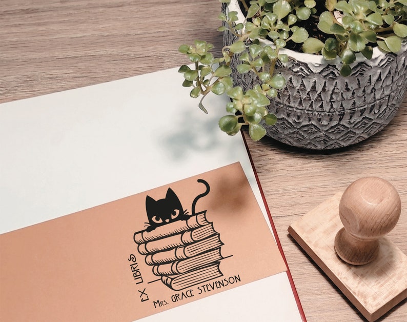 Ex Libris. Library stamp. Personalised Library Stamp. Cat stamp with books. For book lovers. Gift for book lovers. Stamp gift . Book Ends image 3