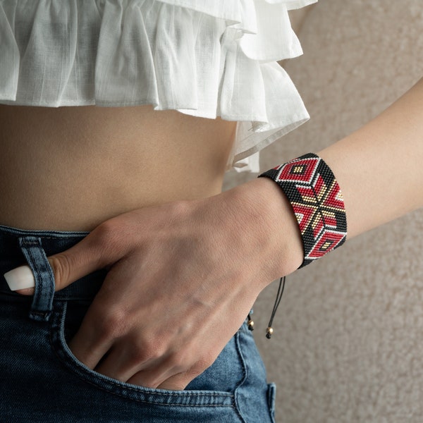 Native Black Red Beaded Bracelet, American Indian Ethnic Cuff, Aztec Soul, Tribal Geometric Style, Handmade First Nations Indigenous Jewelry