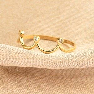 Royal Crown 14K Dainty Gold Ring, Elegant Crown Simple Gold Ring, Vintage Style Ring, Thin Gold Ring, Delicate Ring, Modern Gold Ring