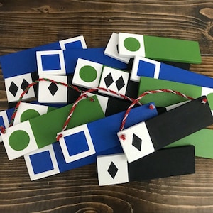 Personalisiertes Ski-Spur-Zeichen / Mini-Ski-Zeichen Ornament / Winter-Hochzeits-Tischmarkierung / Geschenk für Skifahrer oder Snowboarder / Apres Ski Geschenk