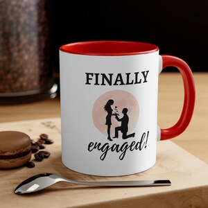Braut Geschenk | Endlich Verlobte Tasse | Verlobungsbecher | Braut Tasse | Verlobungsgeschenk | Brautparty-Tasse | Perfektes Geschenk für frisch Verlobte
