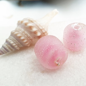 CUTE PINK LOVELY Beads, Beautiful Pink Lampwork Glass Beads, Amazing Kawaii Handmade Glass Beads, Pretty Set of 2pcs