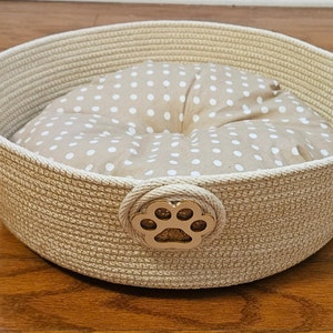 Give the Gift of Cozy – Pet Bed with Personality