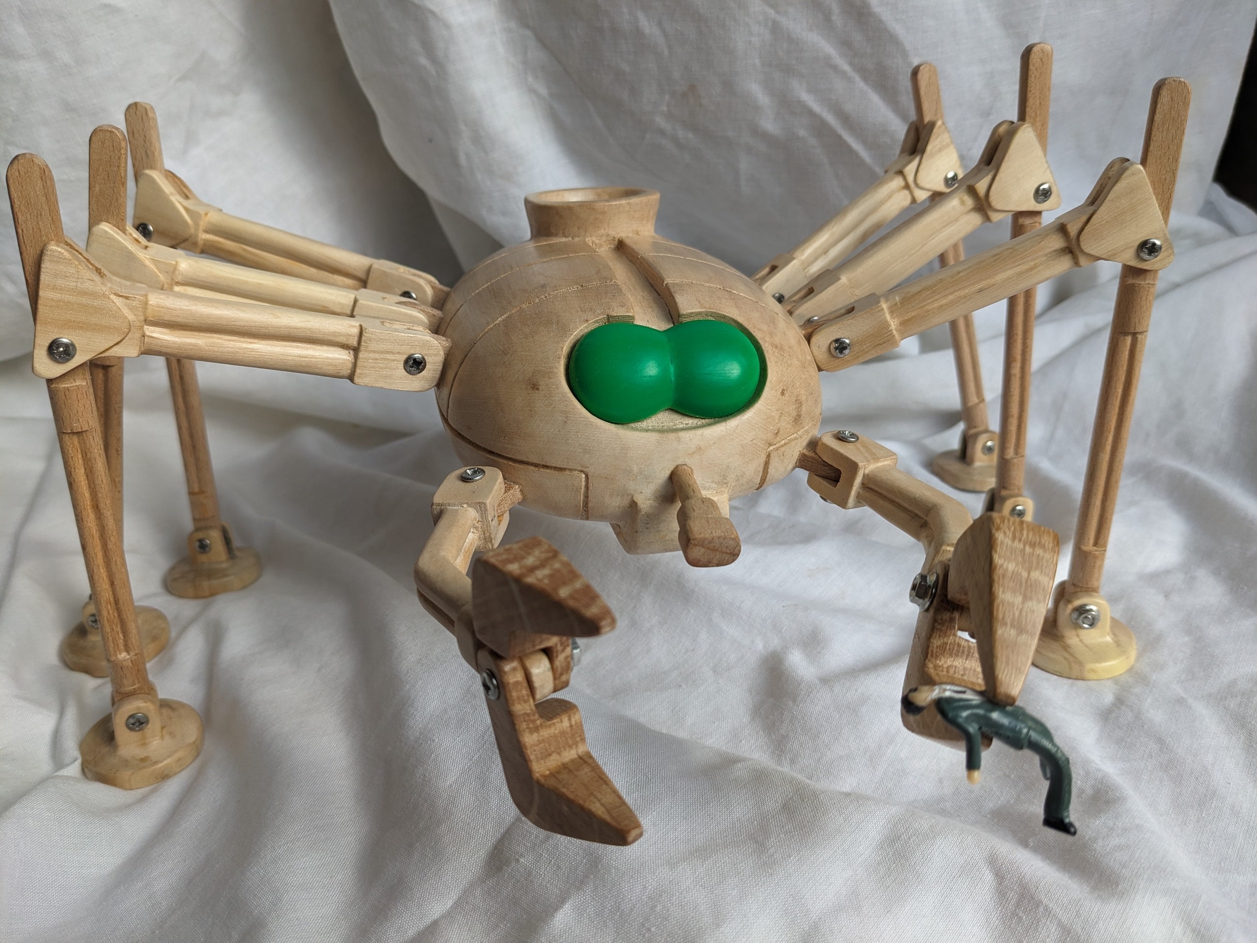 War Machine Original Tripod War Of The Worlds Machine Martian Adjstable,  Poseable