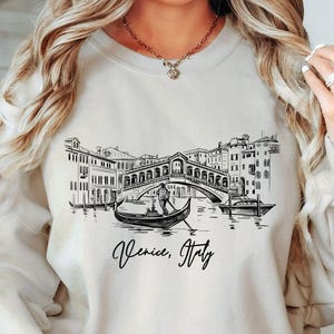 Venice Italy Sweatshirt Unisex Heavy Blend Crewneck Sweatshirt