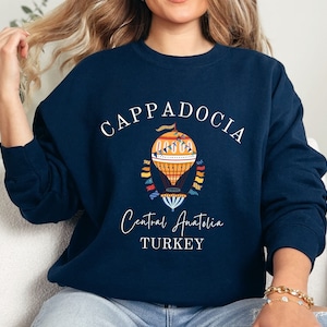 Cappadocia Sweatshirt, Travel Crewneck, Turkey Sweatshirt, Cappadocia Hot Air Balloon, Unisex Heavy Blend Crewneck Sweatshirt