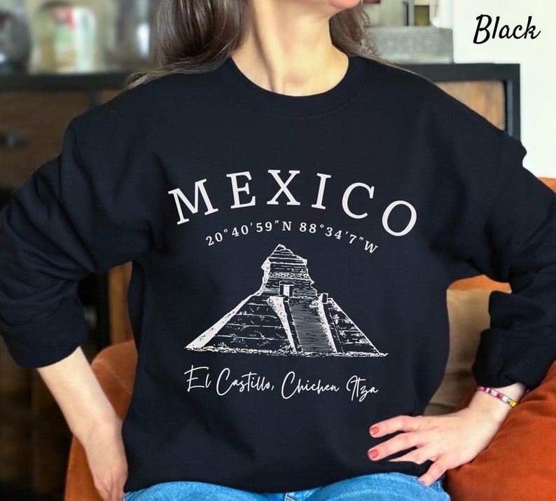 Mexico Sweatshirt, Mexico Hoodie, Mexico El Castillo Pullover, Temple of Kukulcán Sweatshirt