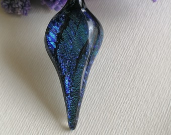 Collier en verre fondu dichroïque bleu, pendentif fait main en verre dichroïque turquoise, bijou scintillant