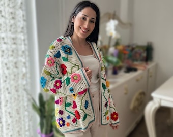 Chaqueta Boho de ganchillo, suéter blanco floral, cárdigan de ganchillo para mujer, suéter blanco con capucha, cárdigan afgano de la plaza de la abuela, regalo para ella