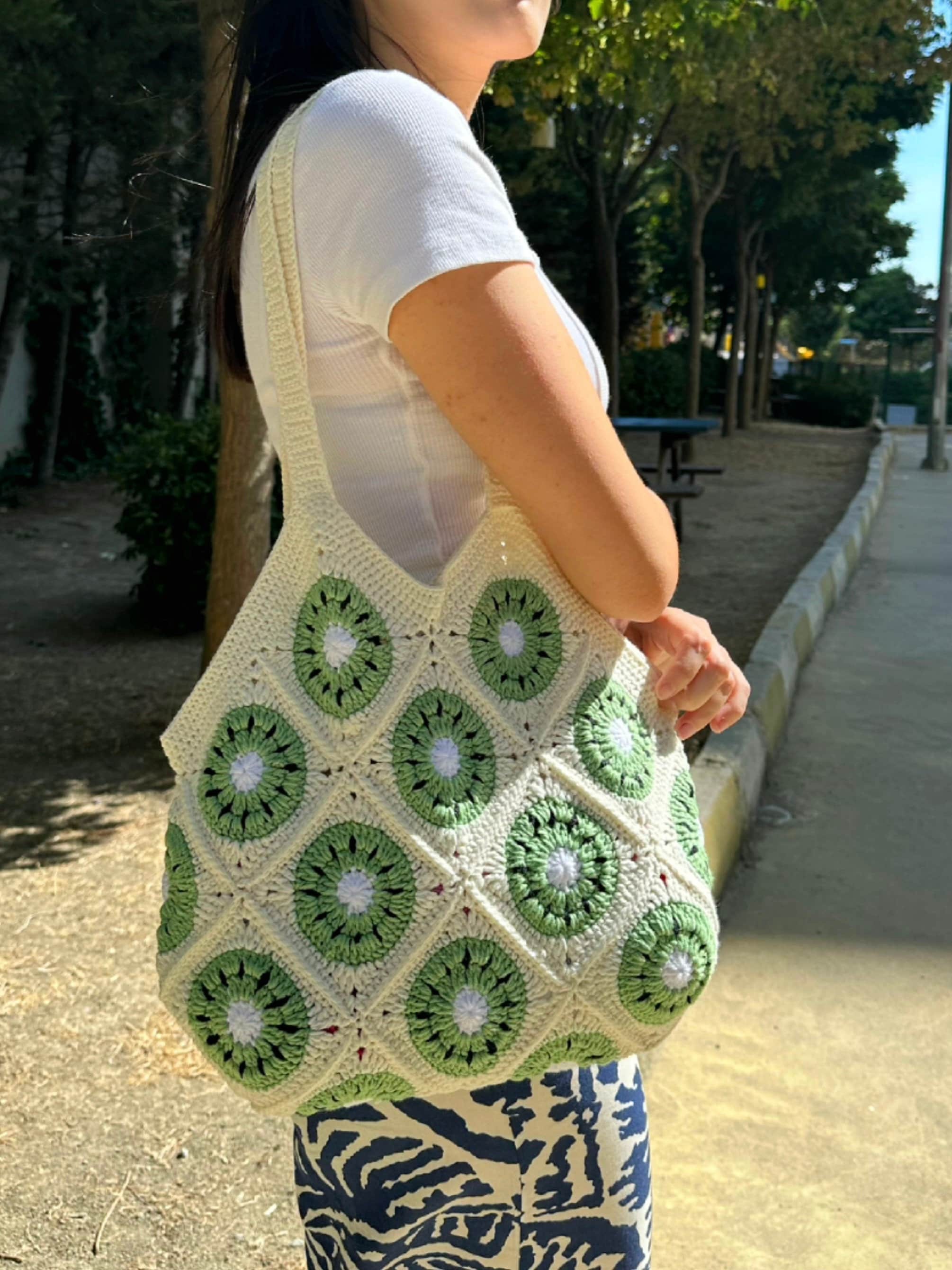 Granny Square Bag, Crochet Bag, Patchwork Bag, Boho Bag, Shoulder Bag, Crochet Tote Bag, White Crochet Bag, Handmade Bag, Gift for her