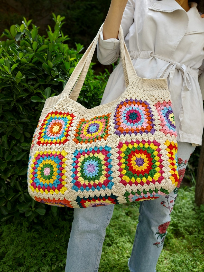 Sac carré grand-mère, sac avec anse au crochet, sac au crochet, sac bohème, sac de plage, sac à bandoulière, sac beige carré grand-mère, sac patchwork, cadeau pour elle image 3