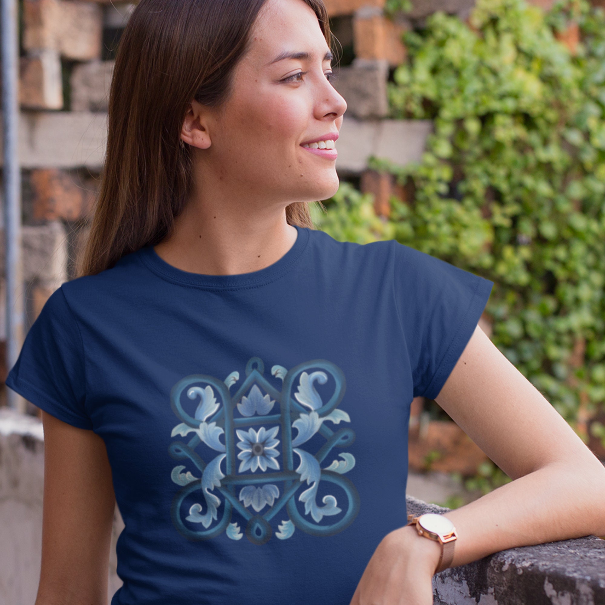 score Afslut Net Scandinavian Blue Rosemaling T-shirt Scandinavian Folk Art - Etsy