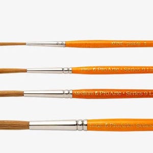 May include: Four paint brushes with orange handles and brown bristles. The handles are labeled with the text "Pro Arte Series 0 Liner 50680112", "Pro Arte Series 0 Liner 50680140", "Pro Arte Series 0 Liner 50680150", and "Pro Arte Series 0 Liner 50680160".