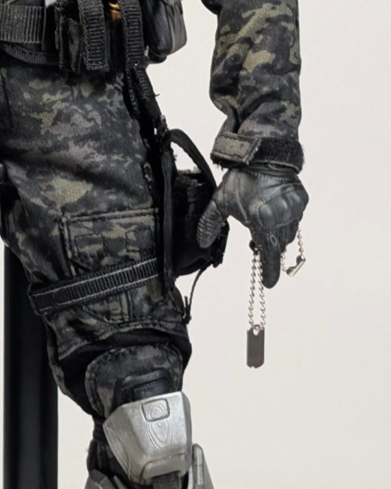 1/6 12インチ 特殊部隊 HALO フィギュア CS96 1/6 12インチ 特殊部隊 HALO フィギュア CS96 Amazon | HALO
