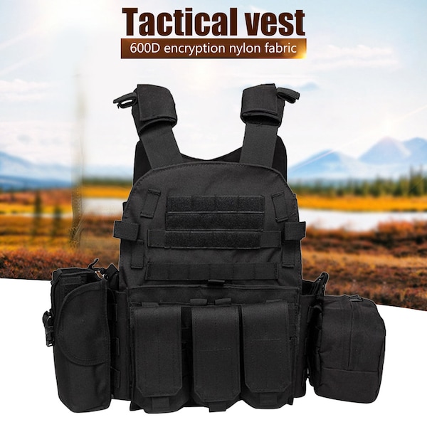 Tactical vest/Plate carrier with pouches