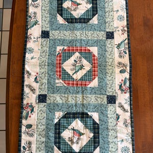 All Bundled Up Runner Pattern PDF