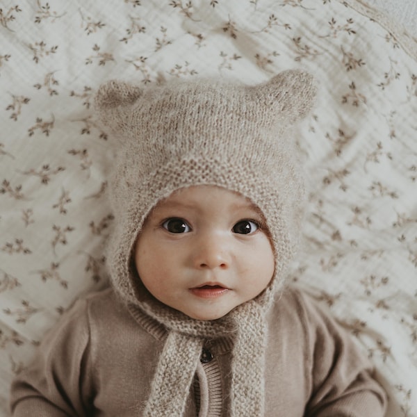 Little Bear bonnet, baby knitted hat, baby bonnet, photoprops, alpaca, baby shower gift, baby boy girl gift idea