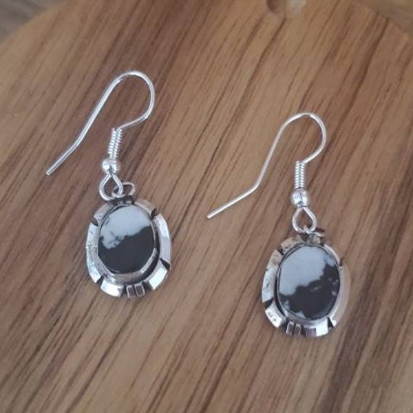 White buffalo earrings / round earrings / White buffalo turquoise jewelry / Navajo jewelry / statement jewelry / gift for teens / dainty