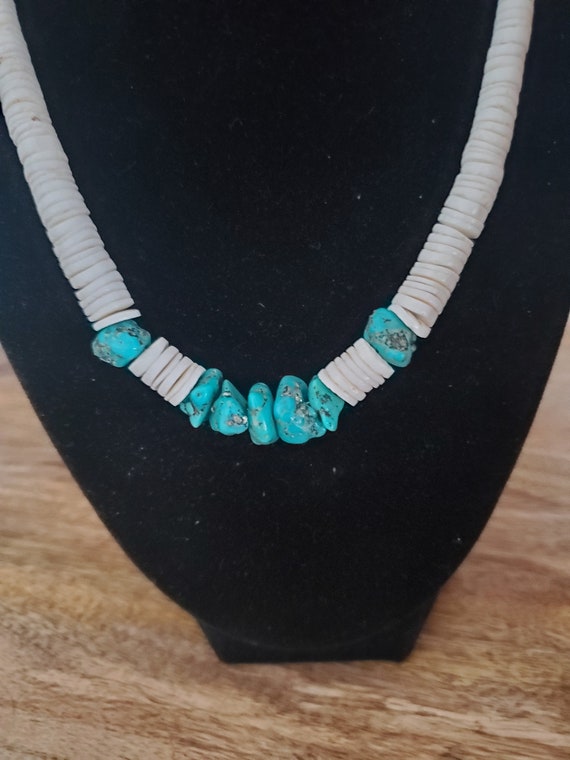 Vintage necklace choker necklace shell bead neckl… - image 4