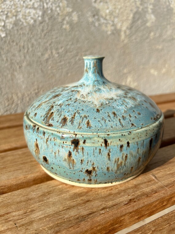 Handmade Ceramic Tortilla Bowl with Lid