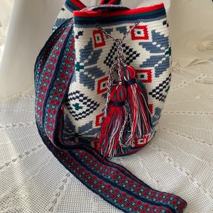 Wayuu bag, shoulder bag, mochila bag