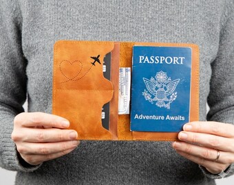 Portapasaportes de cuero personalizado, cartera de viaje grabada a medida, funda para pasaporte, portapasaportes familiar, artículos esenciales para cruceros.