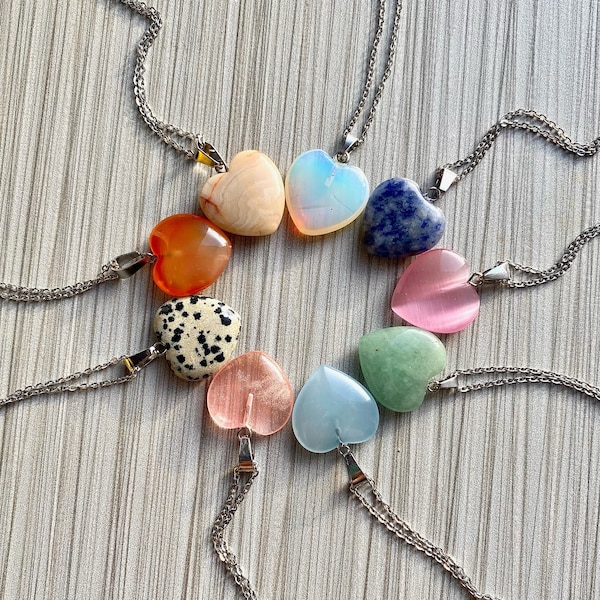 Crystal heart necklace , heart pendant, crystal heart pendant, healing stone