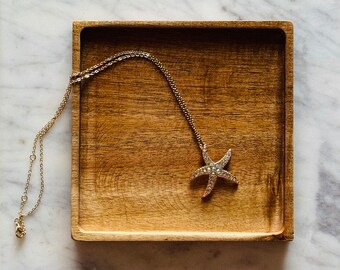 Starfish Pendant Necklace | Vintage Fashion Jewelry Necklace | Previously Owned Jewelry