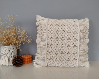 Ivory Macrame pillow cover // Hand knotted macrame lumbar throw pillow cover // Bohemian decoration pillows // Cushion // Farm House