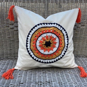 Kleurrijke gehaakte kussensloop, boho-kussensloop, kussenhoes, kussen met kwastjes, decoratieve kussens, boho-kussen