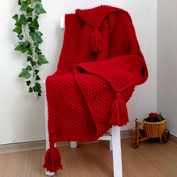 Red hand knit wool TV blanket ,Tasseled blanket ,Chunky blanket ,Gifts ,Christmas gift ,Boho,Cozy blanket ,Perfect gift for mom