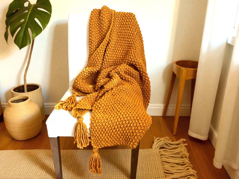 Designfts Throw Blanket - Thumbnail 3