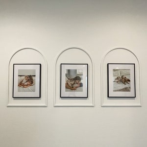 Photo Frame Arch Moulding Feature Wall