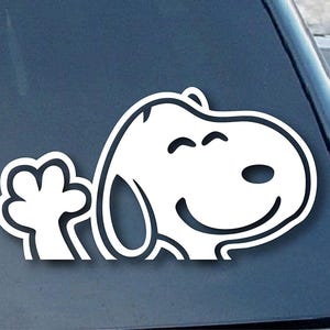 Naklejka na samochód Snoopy Waving – 8-calowa biała naklejka winylowa na okna, zderzaki, laptopy i nie tylko | Naklejka z postacią Cute Peanuts