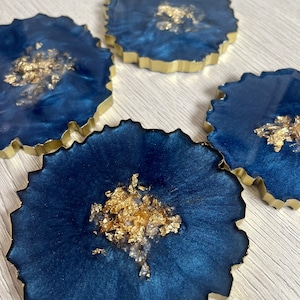 Set of 2 Handmade Geode Resin Coasters | Home Decor | Birthday Gift | Customisable Coaster Set | Housewarming Gift | Wedding Gift