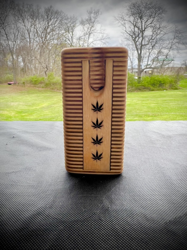 One Hitter Dugout / totalmente personalizable / archivo cortado con láser / listo para quemar / descarga instantánea / SVG imagen 3