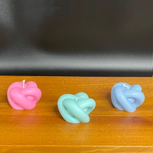 Knot Candle, Cute Knot Candle, Scented Knot Candle, Cute Candle, Girly Candle, Celtic Knot Candle, Candle Gift for Her, Cute Candle Gift
